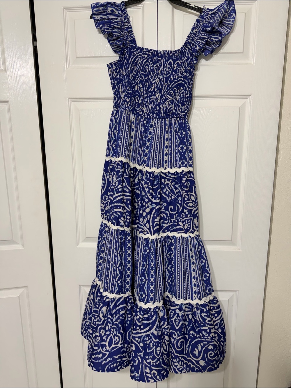 Truly 4 you blue and white ruffle tiered maxi dress size L